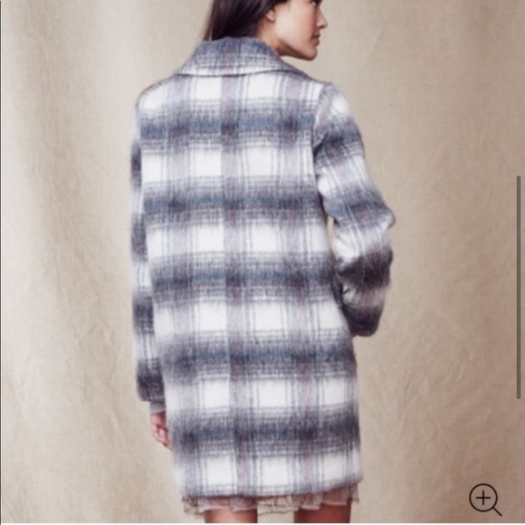 SOLD | Tokyo Darling | Oversized Fuzzy Plaid Coat - Picture 4 of 16